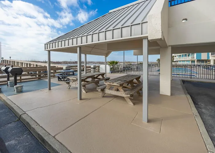 Island Winds West 679 Apartment