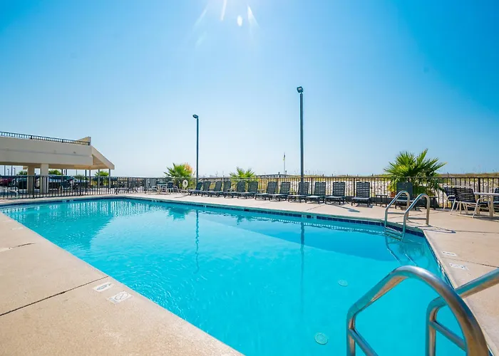 Apartment Island Winds West 679